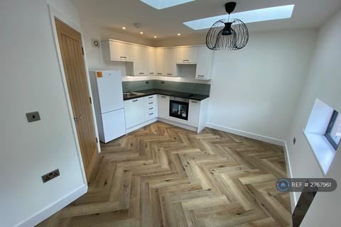 1 bedroom flat to rent, Fazakerley St, Chorley, PR7