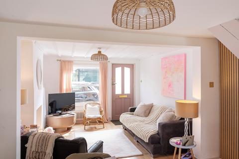 2 bedroom terraced house for sale, Albert Street, Tring