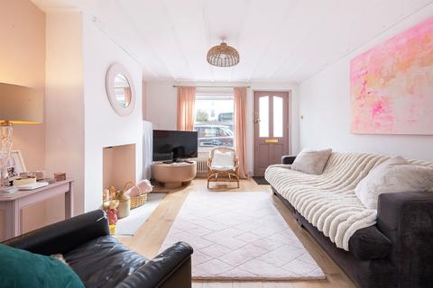 2 bedroom terraced house for sale, Albert Street, Tring