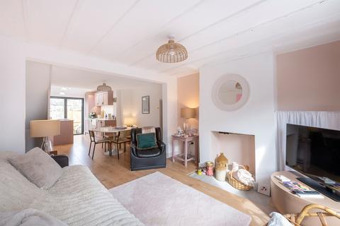 2 bedroom terraced house for sale, Albert Street, Tring
