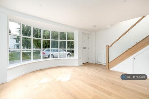 undefined, Finings Rd, Lane End, HP14