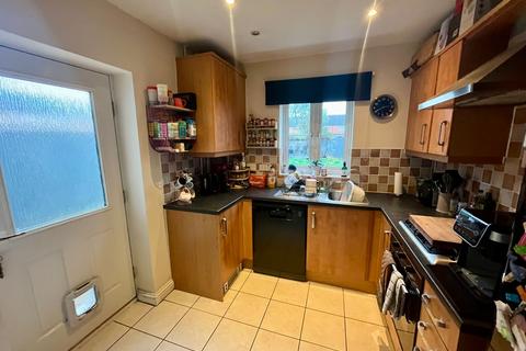 3 bedroom semi-detached house for sale, Spalding Road, Deeping St. James, Peterborough