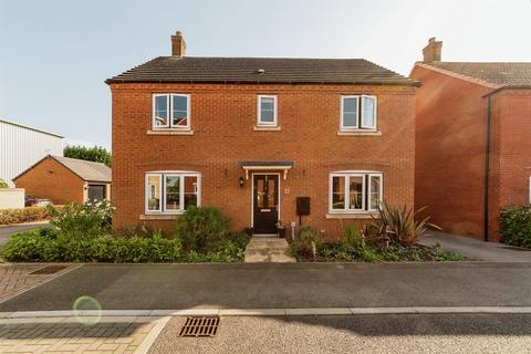 4 bedroom detached house for sale, Towgood Close, Helpston, Peterborough
