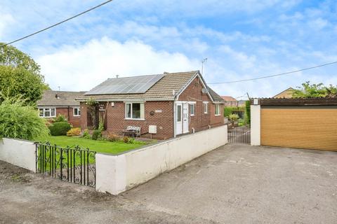 2 bedroom detached bungalow for sale, Hill Road, Bircotes, Doncaster