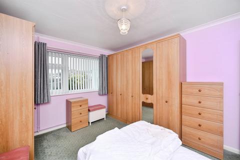 2 bedroom semi-detached bungalow for sale, Hoddern Avenue, Peacehaven