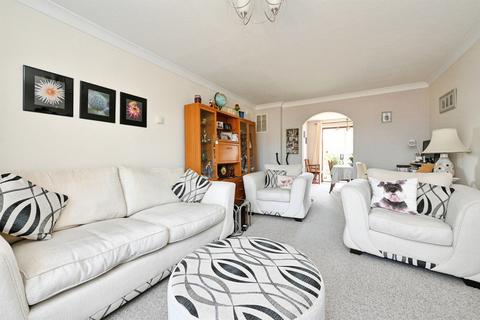 3 bedroom semi-detached house for sale, Kingcup, King's Lynn