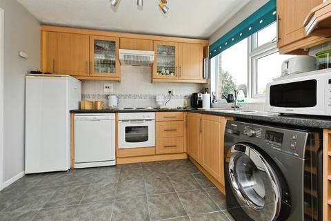 3 bedroom semi-detached house for sale, Kingcup, King's Lynn