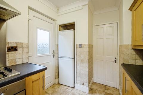 2 bedroom semi-detached house for sale, North Parkway, LEEDS