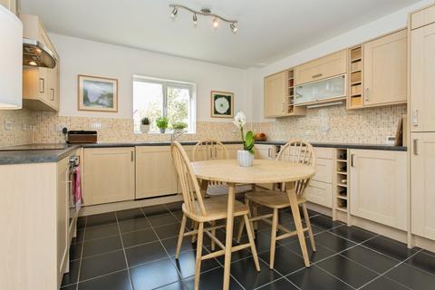 2 bedroom flat for sale, Chariot Way, Cambridge