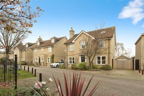 4 bedroom detached house for sale, Cossington Close, Cottenham, Cambridge