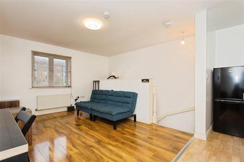 2 bedroom flat for sale, Topper Street, Cambridge