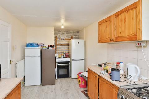 undefined, Garry Close, Bletchley, Milton Keynes