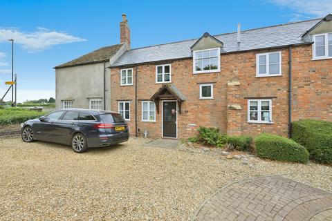 2 bedroom flat for sale, Riverside Maltings, Oundle, Peterborough