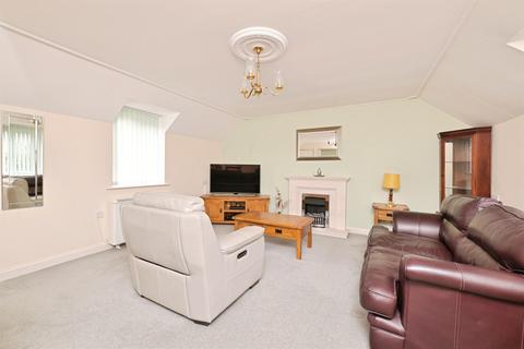 2 bedroom flat for sale, Riverside Maltings, Oundle, Peterborough
