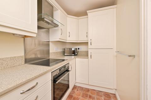 2 bedroom flat for sale, Riverside Maltings, Oundle, Peterborough