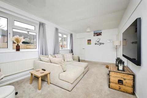 3 bedroom terraced house for sale, Broadhurst Road, Wittering, Peterborough