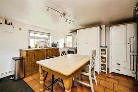 3 bedroom cottage for sale, Station Road, Nassington, Peterborough