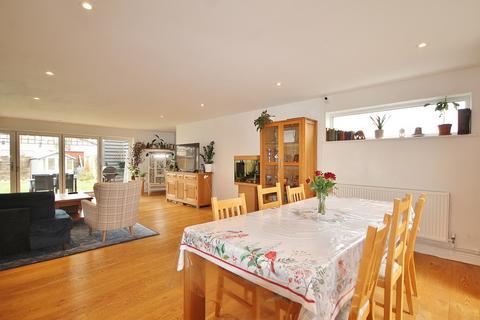 4 bedroom detached house for sale, Vanner Road, Witney, OX28