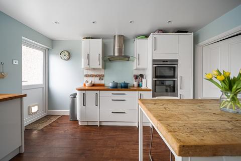5 bedroom semi-detached house for sale, Hurst Road, Bexley DA5