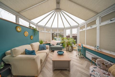 5 bedroom semi-detached house for sale, Hurst Road, Bexley DA5