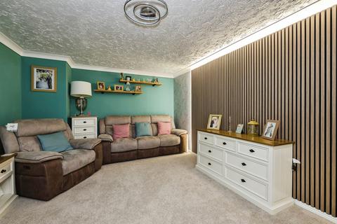 undefined, Curlew Grove, Stanground, PETERBOROUGH