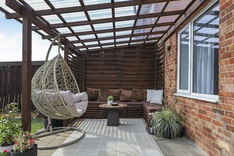 undefined, Saunders Close, Huntingdon
