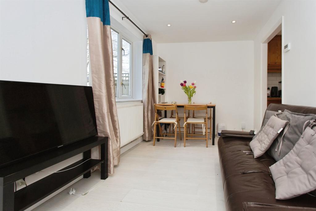 House in Cambridge, Chesterton - View 3
