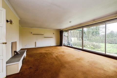 4 bedroom detached bungalow for sale, Cambridge Road, Abington, Cambridge