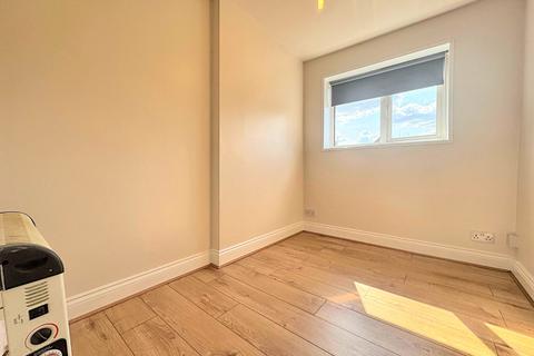 undefined, Wood Street, Kettering