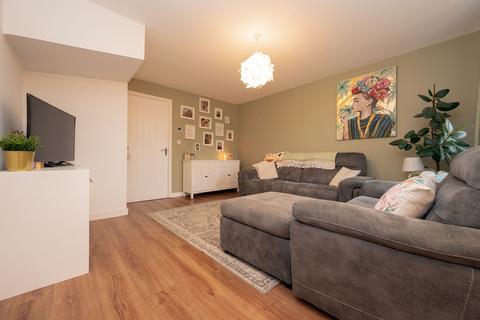 3 bedroom end of terrace house for sale, Barn Owl Drive, Rothwell, Kettering