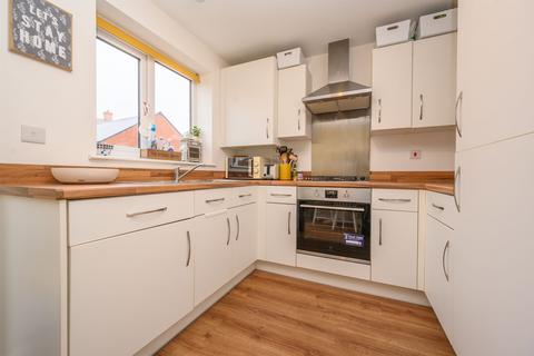 3 bedroom end of terrace house for sale, Barn Owl Drive, Rothwell, Kettering