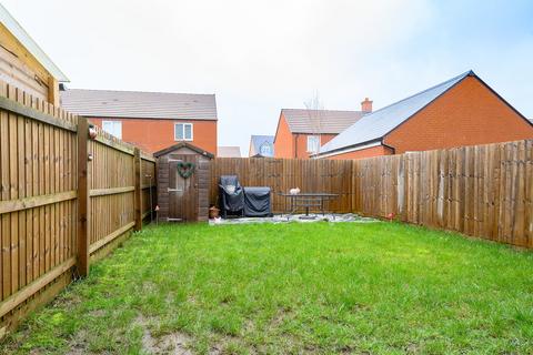 3 bedroom end of terrace house for sale, Barn Owl Drive, Rothwell, Kettering