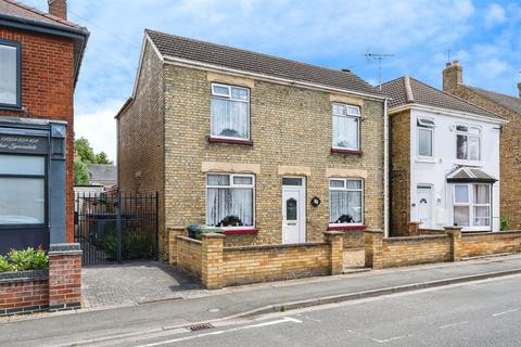 Darthill Road, March