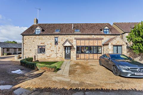 5 bedroom detached house for sale, Main Street, Woodnewton, Peterborough