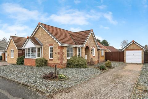 2 bedroom detached bungalow for sale, Worsley Chase, March