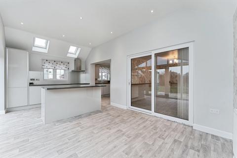 2 bedroom detached bungalow for sale, Worsley Chase, March