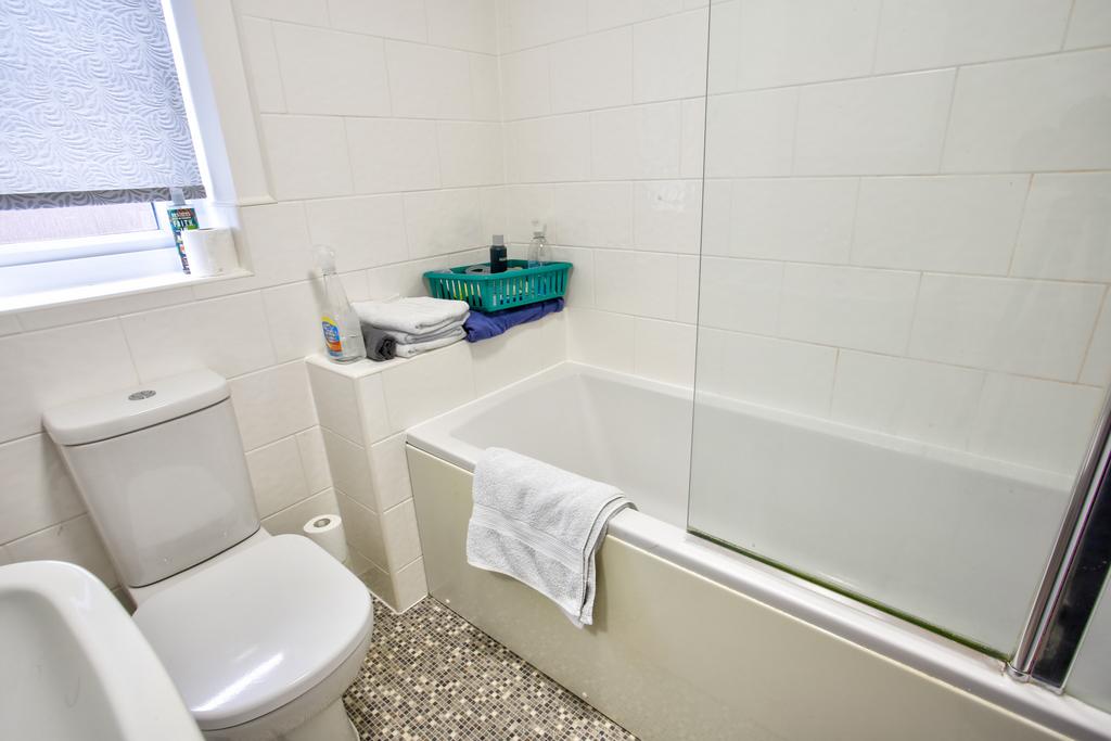House in Nottingham, Woodhouse Park, Bilborough - View 4