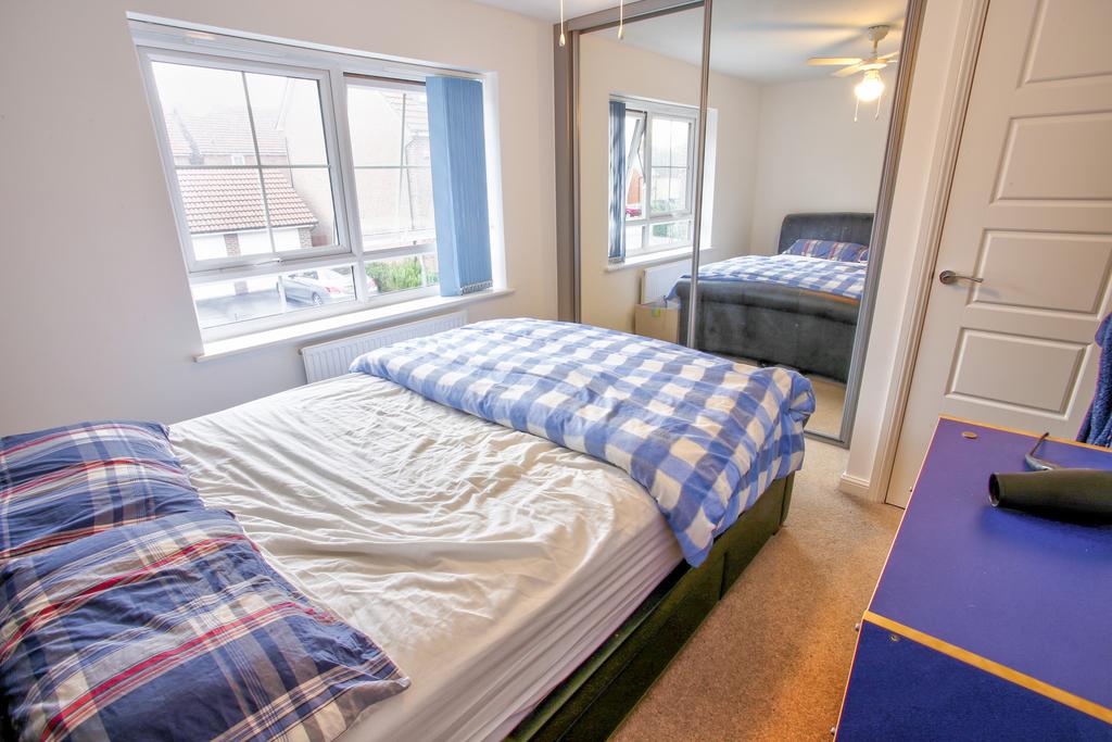 House in Nottingham, Woodhouse Park, Bilborough - More