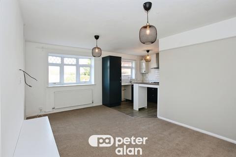 2 bedroom detached bungalow for sale, Parkwood Drive, Bassaleg, Newport