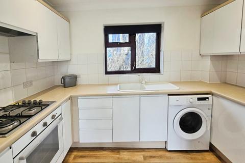 undefined, East Station Road, Aldershot GU12