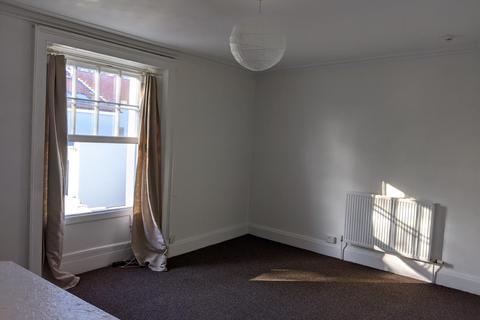 1 bedroom terraced house to rent, Room 4 Richmond Road, Bristol, BS6
