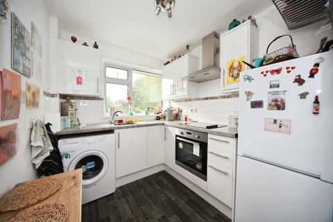 undefined, Fair Oak Drive, Luton