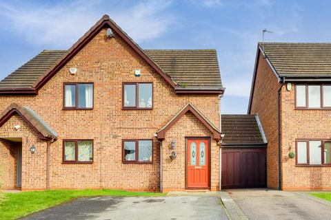 2 bedroom semi-detached house for sale, Lindale Close, Nottingham NG2