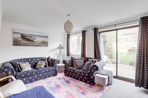 2 bedroom semi-detached house for sale, Lindale Close, Nottingham NG2