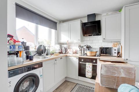 2 bedroom semi-detached house for sale, Lindale Close, Nottingham NG2