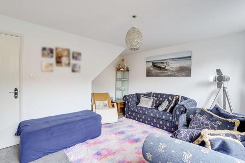 2 bedroom semi-detached house for sale, Lindale Close, Nottingham NG2