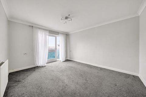 2 bedroom apartment for sale, Neville Close, Hounslow, Hounslow
