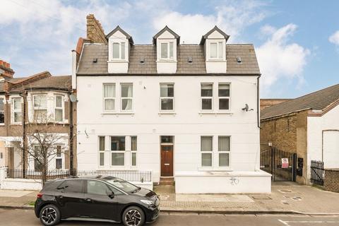 Blegborough Road, London SW16