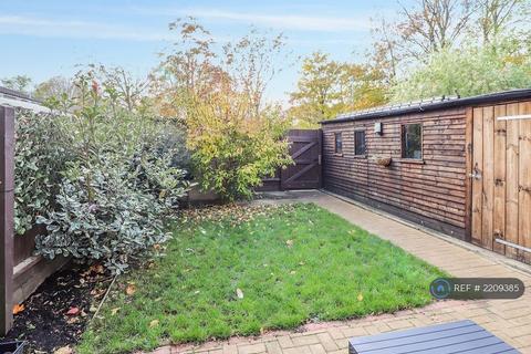 3 bedroom terraced house to rent, Rampton Drift, Longstanton, Cambridge, CB24