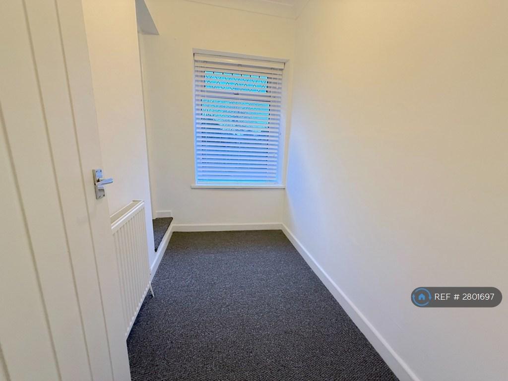 Bedroom 1a